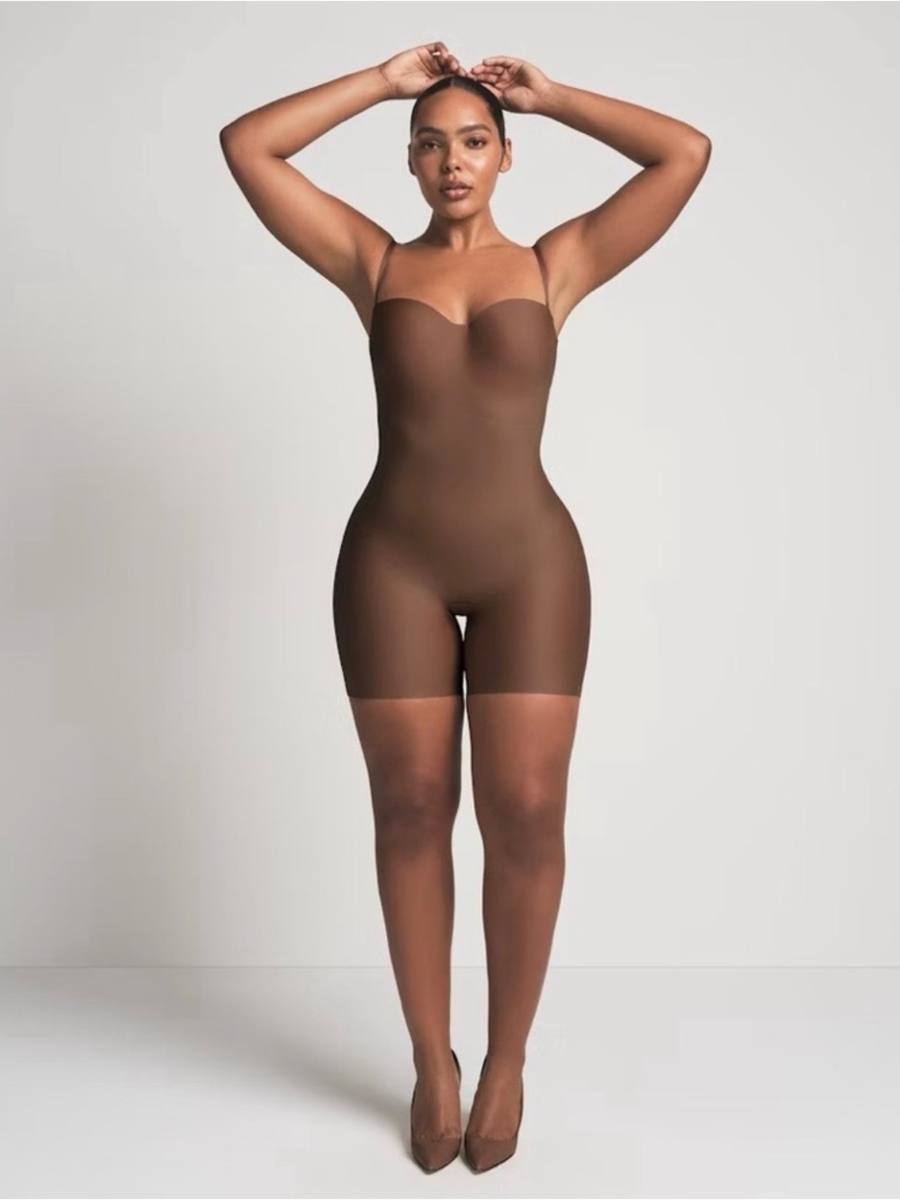 SKIMS Body Zoned Underwire Mid Thigh Bodysuit Cocoa Size Medium NWT